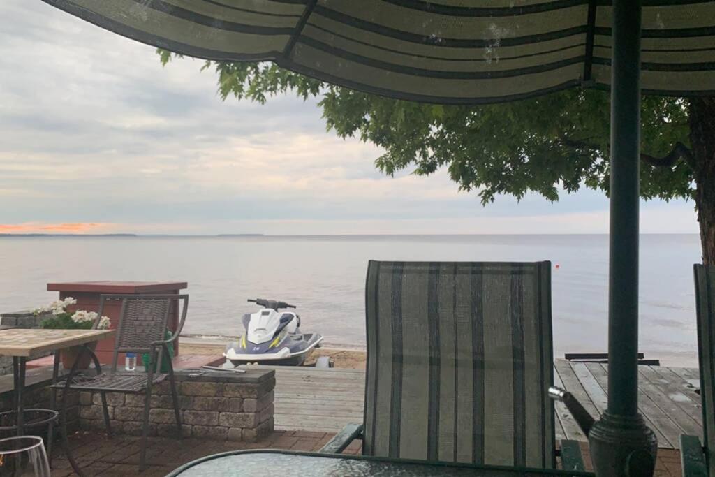 Maison Sur Le Lac Desbiens Екстер'єр фото